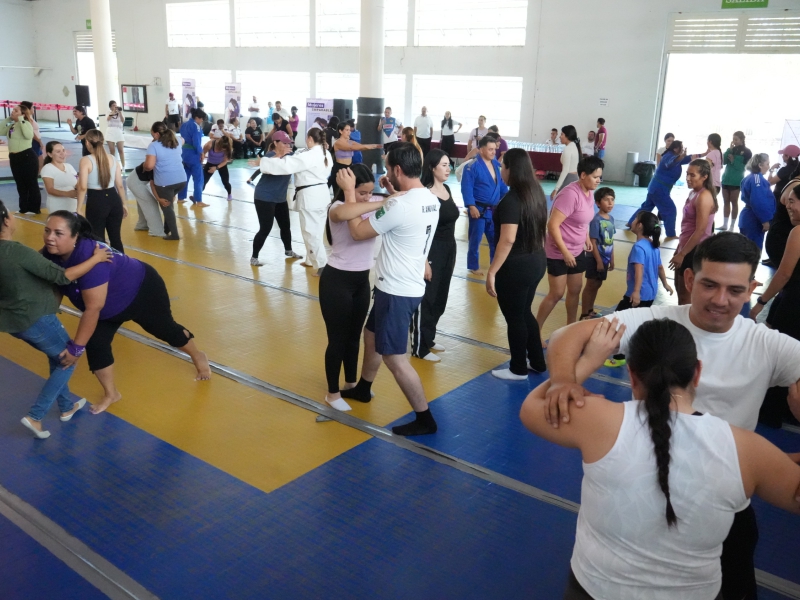 En el marco del Día Internacional de las Mujeres